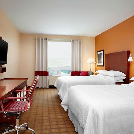 Four Points By Sheraton Calgary Airport Extérieur photo