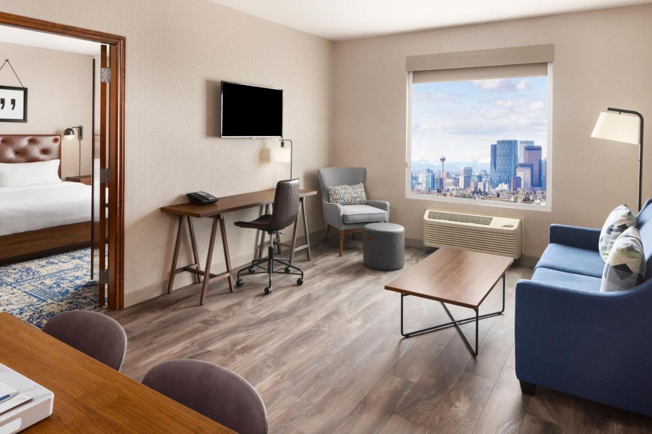 Four Points By Sheraton Calgary Airport Extérieur photo