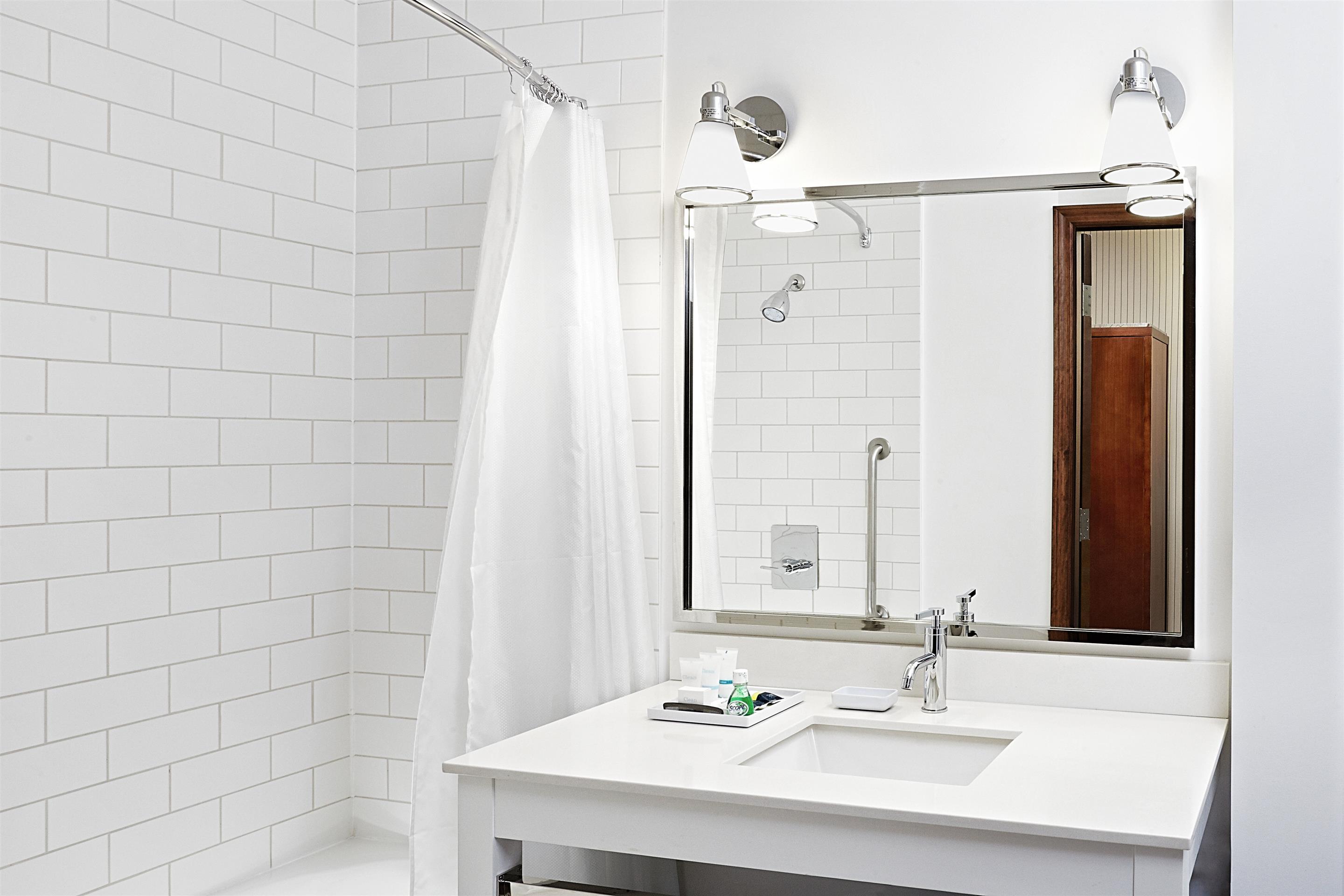 Four Points By Sheraton Calgary Airport Extérieur photo