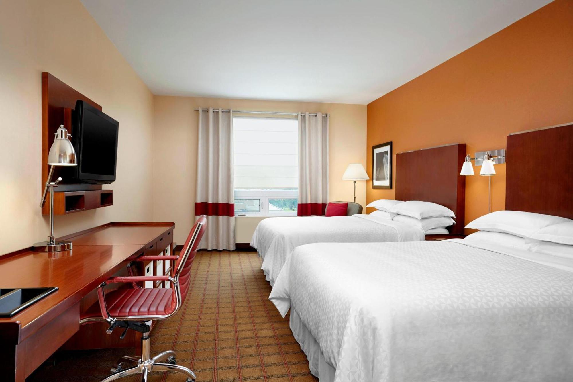 Four Points By Sheraton Calgary Airport Extérieur photo