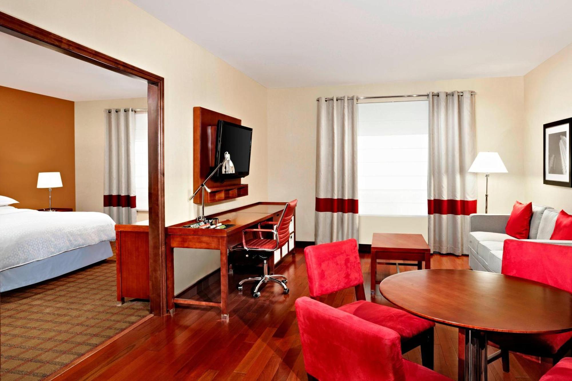 Four Points By Sheraton Calgary Airport Extérieur photo