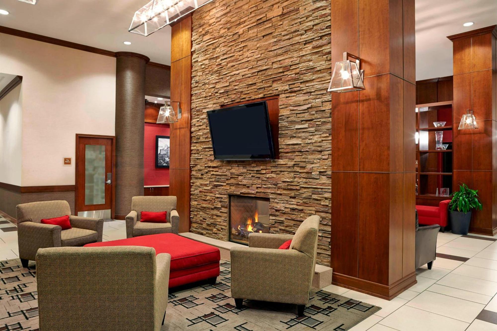 Four Points By Sheraton Calgary Airport Extérieur photo
