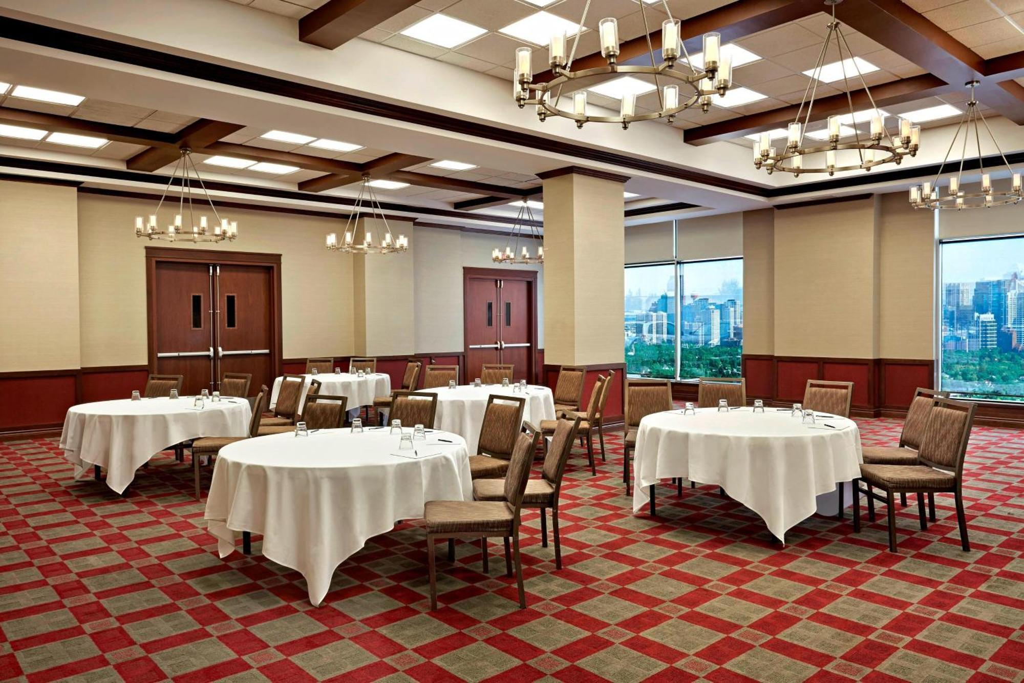 Four Points By Sheraton Calgary Airport Extérieur photo